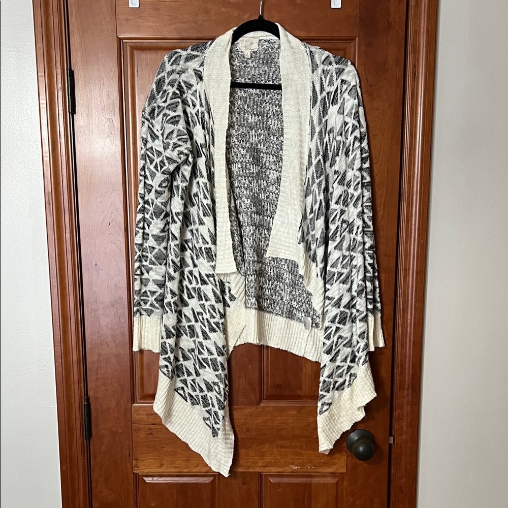 Hippie Rose Black and White Patterned Cardigan